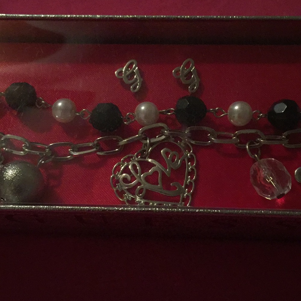 Bracelet & Earring Set - Picture 2 of 5